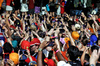 GP SINGAPORE, Circuit Atmosfera - fans on the circuit at the podium.

22.09.2024. Formula 1 World Championship, Rd 18, Singapore Grand Prix, Marina Bay Street Circuit, Singapore, Gara Day.

- www.xpbimages.com, EMail: requests@xpbimages.com © Copyright: Moy / XPB Images