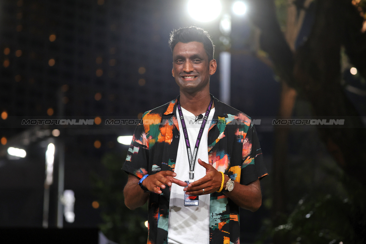 GP SINGAPORE, Lawrence Barretto (GBR) Formula 1 Senior Writer Editor.

19.09.2024. Formula 1 World Championship, Rd 18, Singapore Grand Prix, Marina Bay Street Circuit, Singapore, Preparation Day.

- www.xpbimages.com, EMail: requests@xpbimages.com © Copyright: Moy / XPB Images