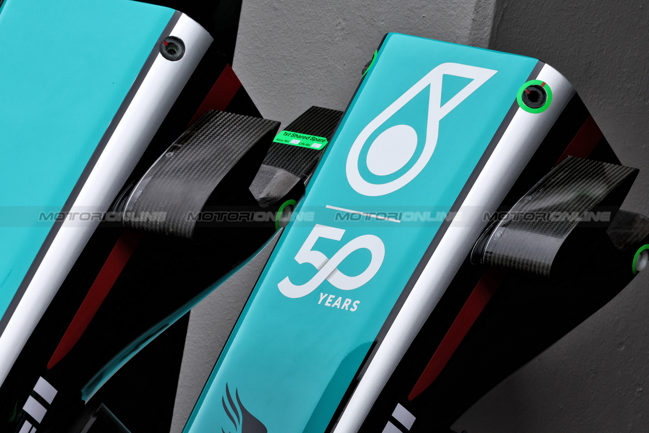 GP SINGAPORE, Mercedes AMG F1 W15 nosecone.

19.09.2024. Formula 1 World Championship, Rd 18, Singapore Grand Prix, Marina Bay Street Circuit, Singapore, Preparation Day.

- www.xpbimages.com, EMail: requests@xpbimages.com © Copyright: Batchelor / XPB Images