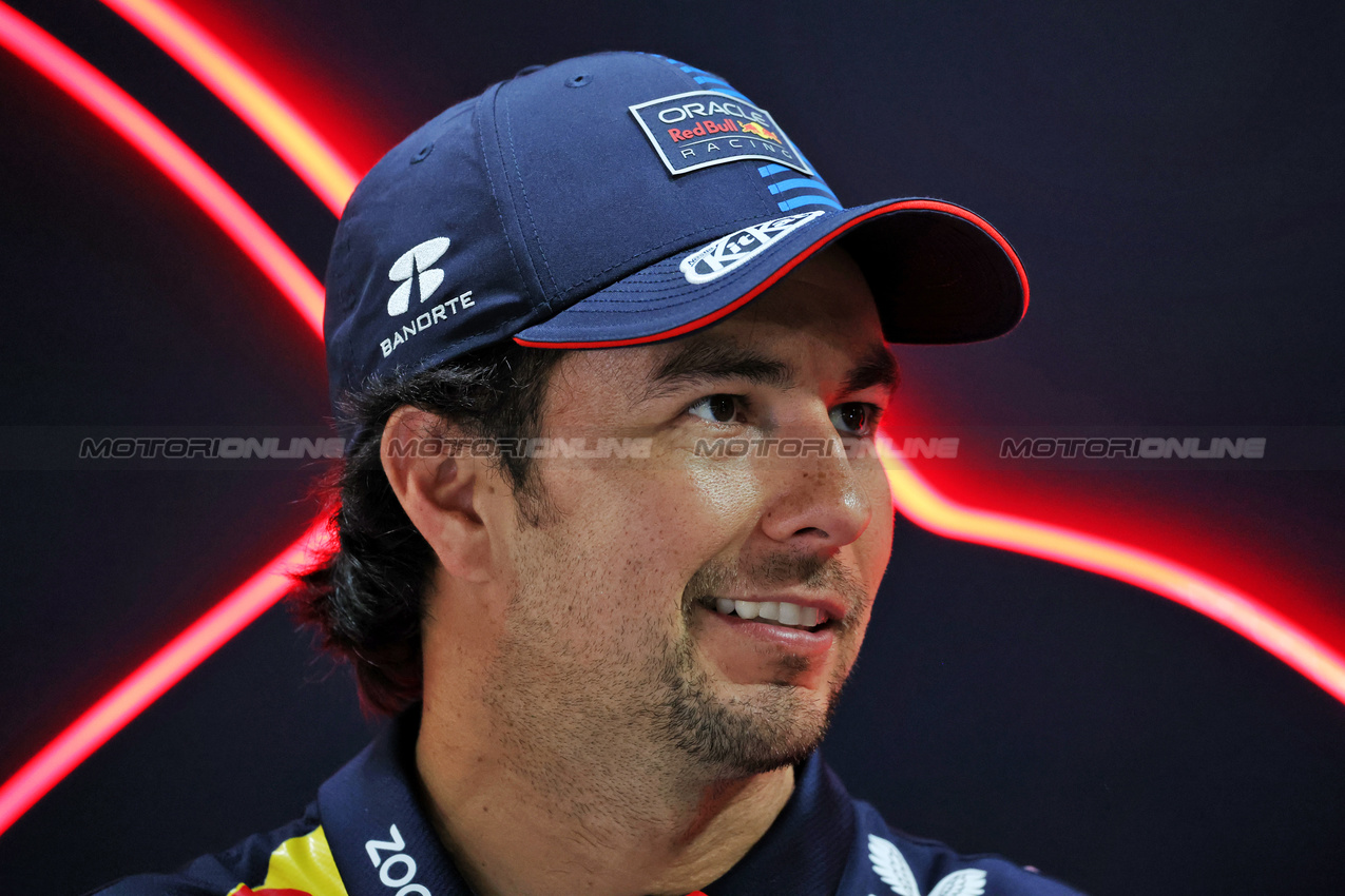 GP SINGAPORE, Sergio Perez (MEX) Red Bull Racing.

19.09.2024. Formula 1 World Championship, Rd 18, Singapore Grand Prix, Marina Bay Street Circuit, Singapore, Preparation Day.

- www.xpbimages.com, EMail: requests@xpbimages.com © Copyright: Rew / XPB Images