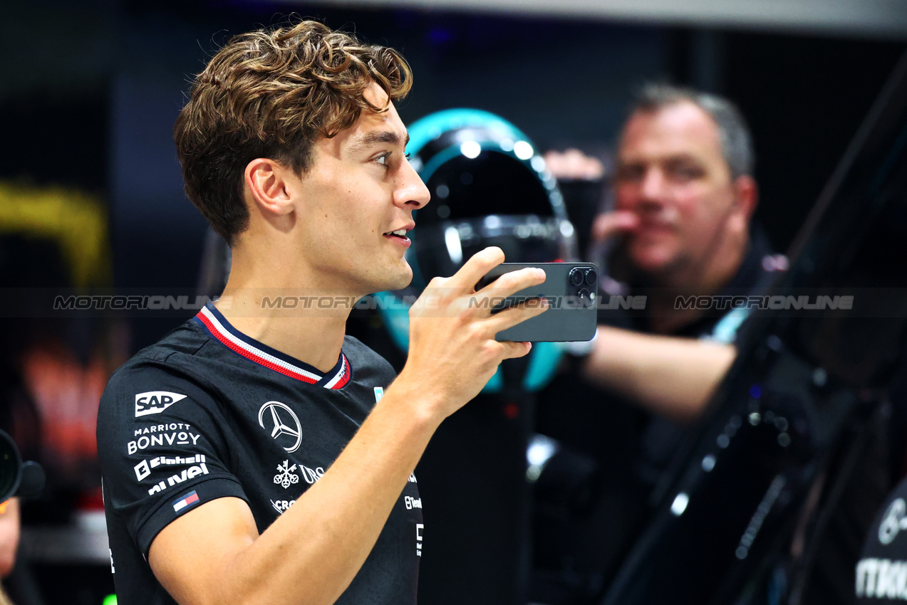 GP SINGAPORE, George Russell (GBR) Mercedes AMG F1.

19.09.2024. Formula 1 World Championship, Rd 18, Singapore Grand Prix, Marina Bay Street Circuit, Singapore, Preparation Day.

- www.xpbimages.com, EMail: requests@xpbimages.com © Copyright: Batchelor / XPB Images