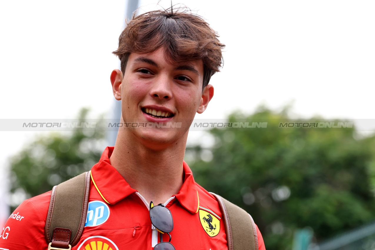 GP SINGAPORE, Oliver Bearman (GBR) Ferrari Reserve Driver.

19.09.2024. Formula 1 World Championship, Rd 18, Singapore Grand Prix, Marina Bay Street Circuit, Singapore, Preparation Day.

 - www.xpbimages.com, EMail: requests@xpbimages.com © Copyright: Coates / XPB Images