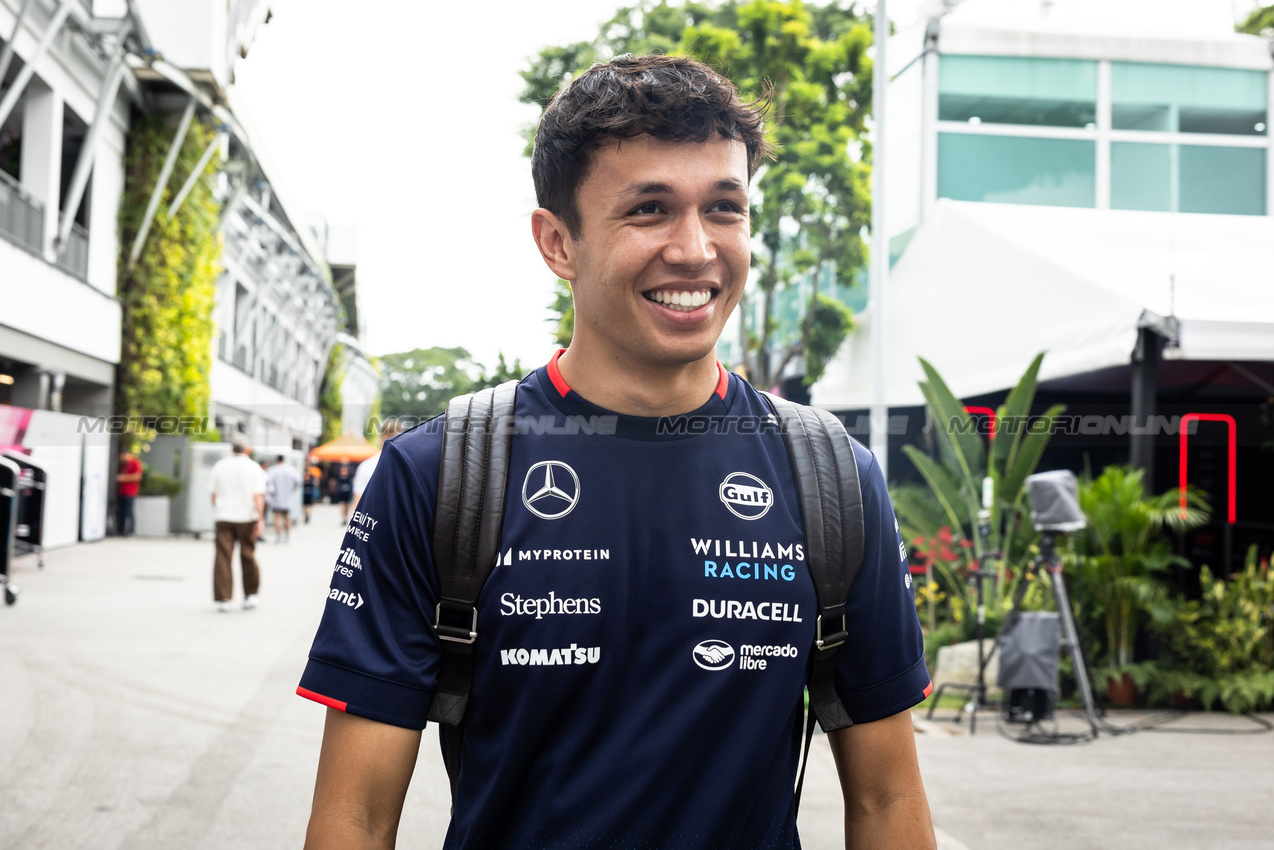 GP SINGAPORE, Alexander Albon (THA) Williams Racing.

19.09.2024. Formula 1 World Championship, Rd 18, Singapore Grand Prix, Marina Bay Street Circuit, Singapore, Preparation Day.

- www.xpbimages.com, EMail: requests@xpbimages.com © Copyright: Bearne / XPB Images