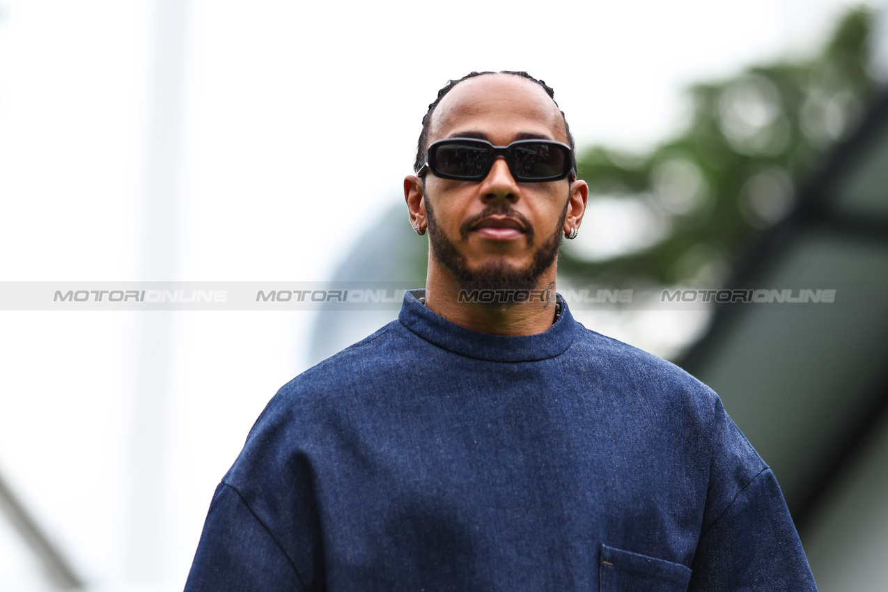 GP SINGAPORE, Lewis Hamilton (GBR), Mercedes AMG F1  
19.09.2024. Formula 1 World Championship, Rd 18, Singapore Grand Prix, Marina Bay Street Circuit, Singapore, Preparation Day.
- www.xpbimages.com, EMail: requests@xpbimages.com © Copyright: Charniaux / XPB Images
