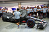 GP SINGAPORE, Yuki Tsunoda (JPN) RB VCARB 01 e Daniel Ricciardo (AUS) RB - RB VCARB 01 Denim livery reveal.

19.09.2024. Formula 1 World Championship, Rd 18, Singapore Grand Prix, Marina Bay Street Circuit, Singapore, Preparation Day.

- www.xpbimages.com, EMail: requests@xpbimages.com © Copyright: Batchelor / XPB Images