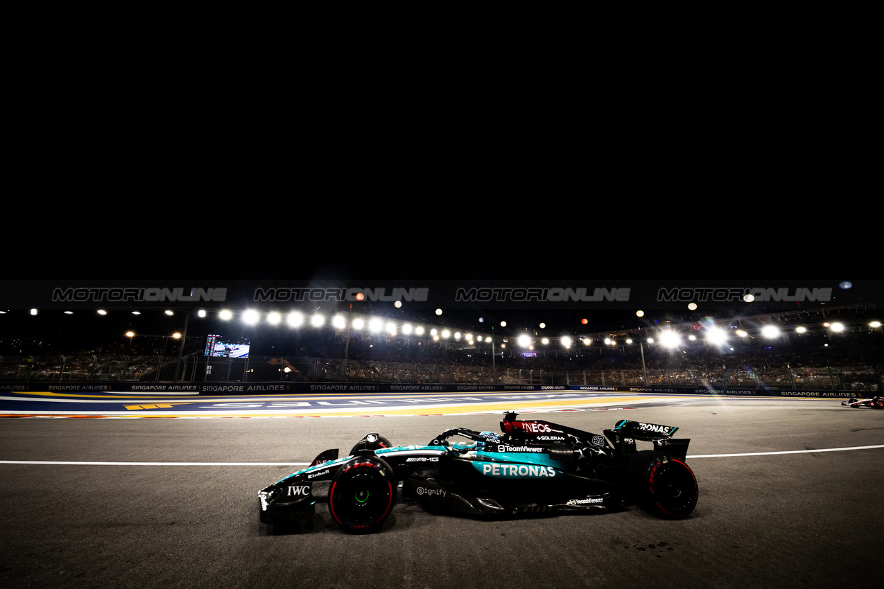 GP SINGAPORE, George Russell (GBR) Mercedes AMG F1 W15.

21.09.2024. Formula 1 World Championship, Rd 18, Singapore Grand Prix, Marina Bay Street Circuit, Singapore, Qualifiche Day.

- www.xpbimages.com, EMail: requests@xpbimages.com © Copyright: Bearne / XPB Images