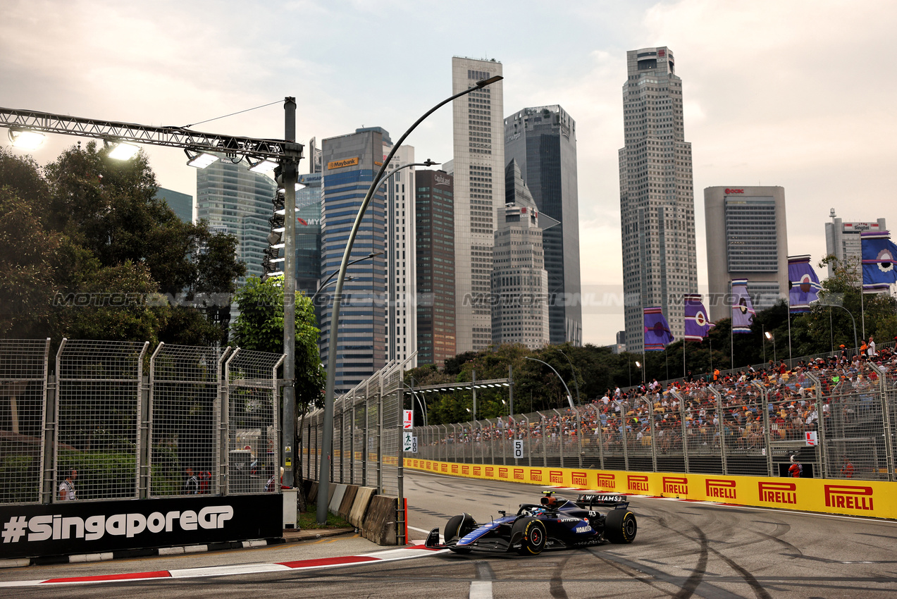 GP SINGAPORE, Franco Colapinto (ARG) Williams Racing FW46.

20.09.2024. Formula 1 World Championship, Rd 18, Singapore Grand Prix, Marina Bay Street Circuit, Singapore, Practice Day.

 - www.xpbimages.com, EMail: requests@xpbimages.com © Copyright: Coates / XPB Images