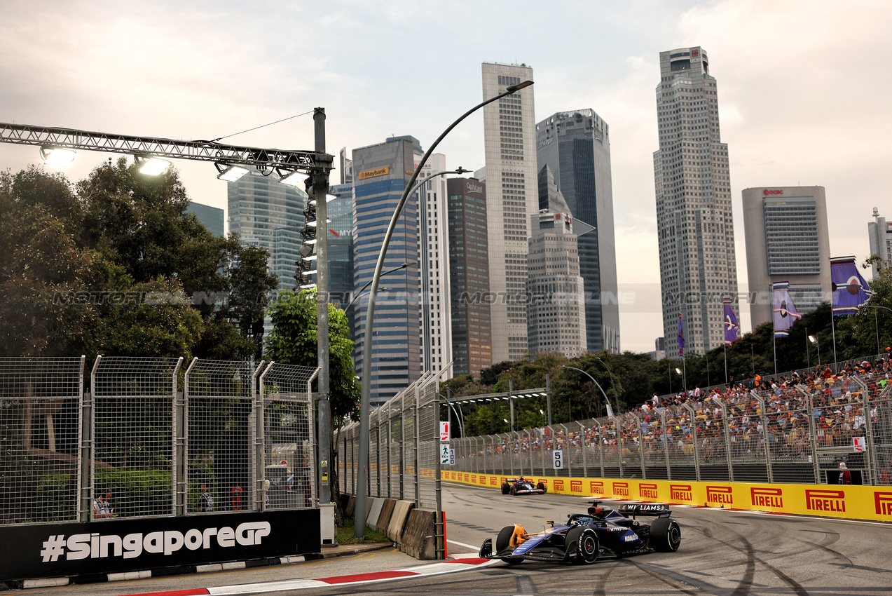 GP SINGAPORE, Alexander Albon (THA) Williams Racing FW46.

20.09.2024. Formula 1 World Championship, Rd 18, Singapore Grand Prix, Marina Bay Street Circuit, Singapore, Practice Day.

 - www.xpbimages.com, EMail: requests@xpbimages.com © Copyright: Coates / XPB Images