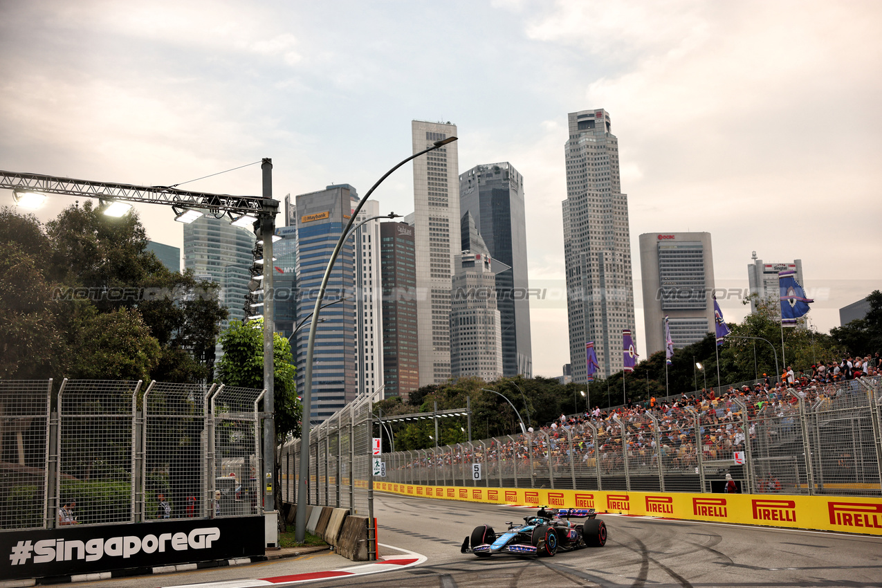 GP SINGAPORE, Pierre Gasly (FRA) Alpine F1 Team A524.

20.09.2024. Formula 1 World Championship, Rd 18, Singapore Grand Prix, Marina Bay Street Circuit, Singapore, Practice Day.

 - www.xpbimages.com, EMail: requests@xpbimages.com © Copyright: Coates / XPB Images