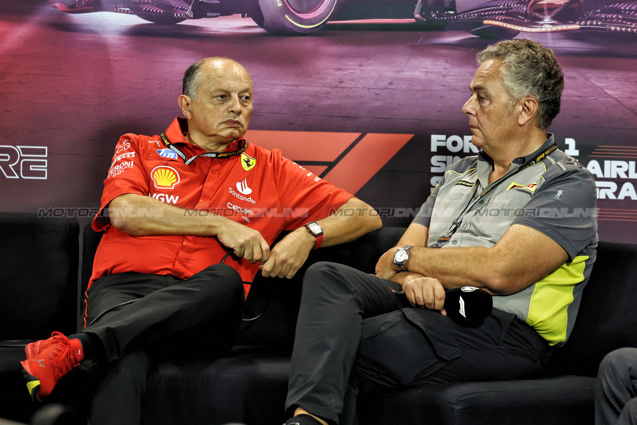 GP SINGAPORE, (L to R): Frederic Vasseur (FRA) Ferrari Team Principal e Mario Isola (ITA) Pirelli Racing Manager in the FIA Press Conference.

20.09.2024. Formula 1 World Championship, Rd 18, Singapore Grand Prix, Marina Bay Street Circuit, Singapore, Practice Day.

- www.xpbimages.com, EMail: requests@xpbimages.com © Copyright: Moy / XPB Images