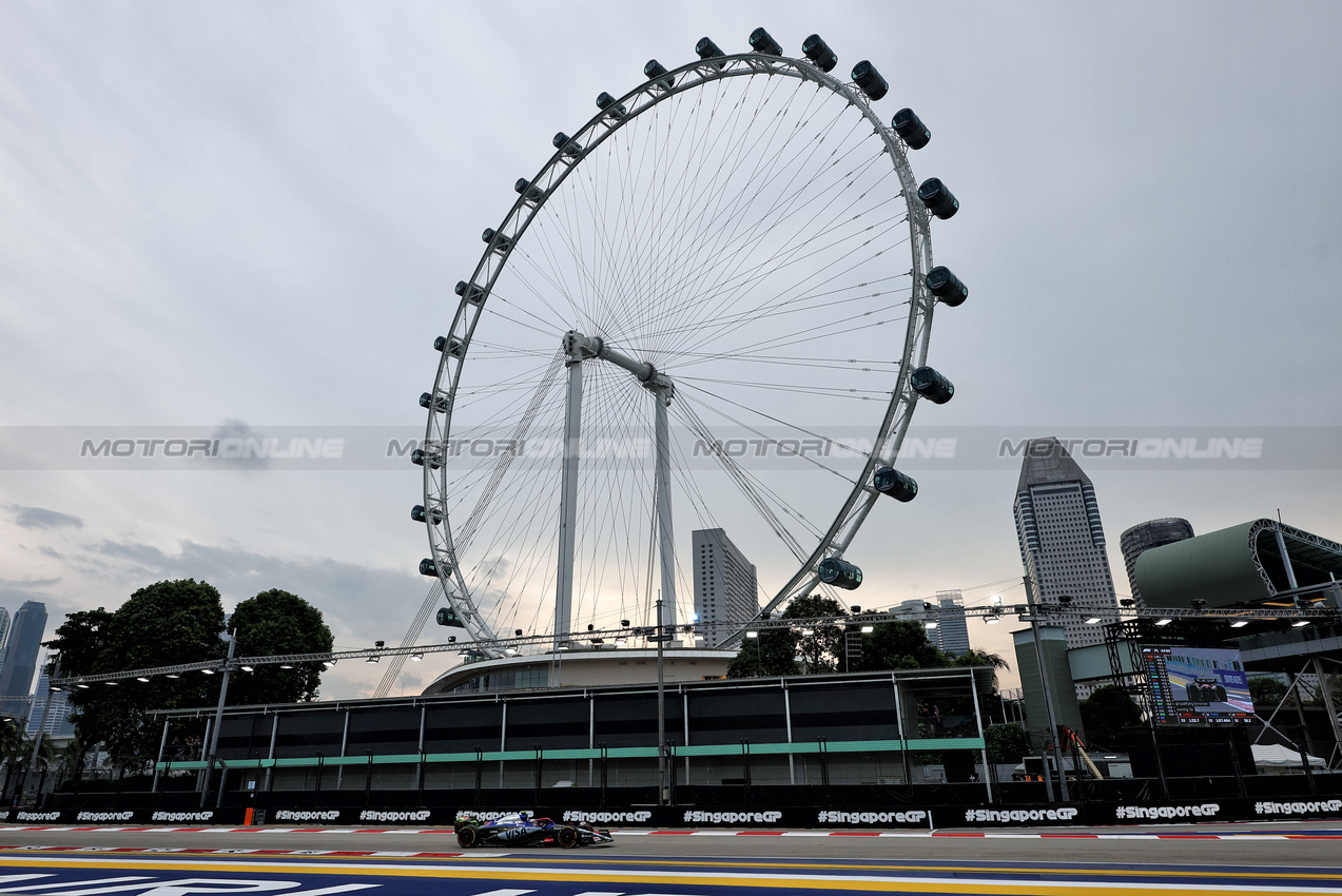 GP SINGAPORE, Yuki Tsunoda (JPN) RB VCARB 01.

20.09.2024. Formula 1 World Championship, Rd 18, Singapore Grand Prix, Marina Bay Street Circuit, Singapore, Practice Day.

- www.xpbimages.com, EMail: requests@xpbimages.com © Copyright: Moy / XPB Images