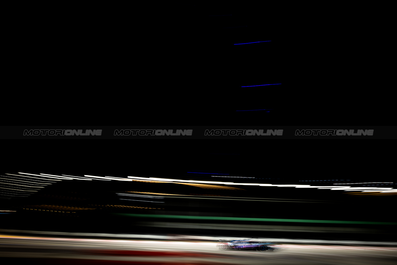 GP SINGAPORE, Esteban Ocon (FRA) Alpine F1 Team A524.

20.09.2024. Formula 1 World Championship, Rd 18, Singapore Grand Prix, Marina Bay Street Circuit, Singapore, Practice Day.

- www.xpbimages.com, EMail: requests@xpbimages.com © Copyright: Bearne / XPB Images