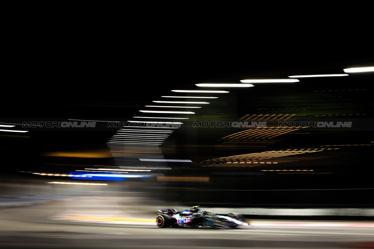 GP SINGAPORE, Pierre Gasly (FRA) Alpine F1 Team A524.

20.09.2024. Formula 1 World Championship, Rd 18, Singapore Grand Prix, Marina Bay Street Circuit, Singapore, Practice Day.

- www.xpbimages.com, EMail: requests@xpbimages.com © Copyright: Bearne / XPB Images