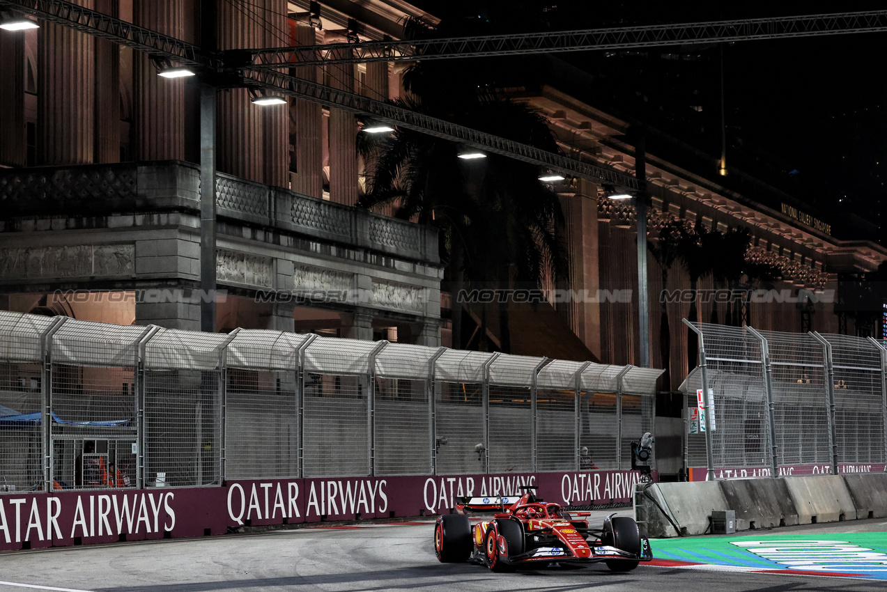 GP SINGAPORE, Charles Leclerc (MON) Ferrari SF-24.

20.09.2024. Formula 1 World Championship, Rd 18, Singapore Grand Prix, Marina Bay Street Circuit, Singapore, Practice Day.

- www.xpbimages.com, EMail: requests@xpbimages.com © Copyright: Rew / XPB Images