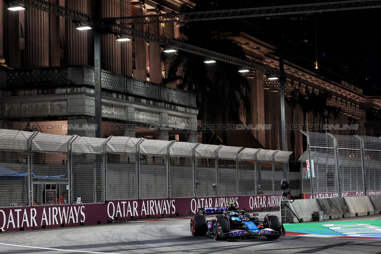 GP SINGAPORE, Pierre Gasly (FRA) Alpine F1 Team A524.

20.09.2024. Formula 1 World Championship, Rd 18, Singapore Grand Prix, Marina Bay Street Circuit, Singapore, Practice Day.

- www.xpbimages.com, EMail: requests@xpbimages.com © Copyright: Rew / XPB Images