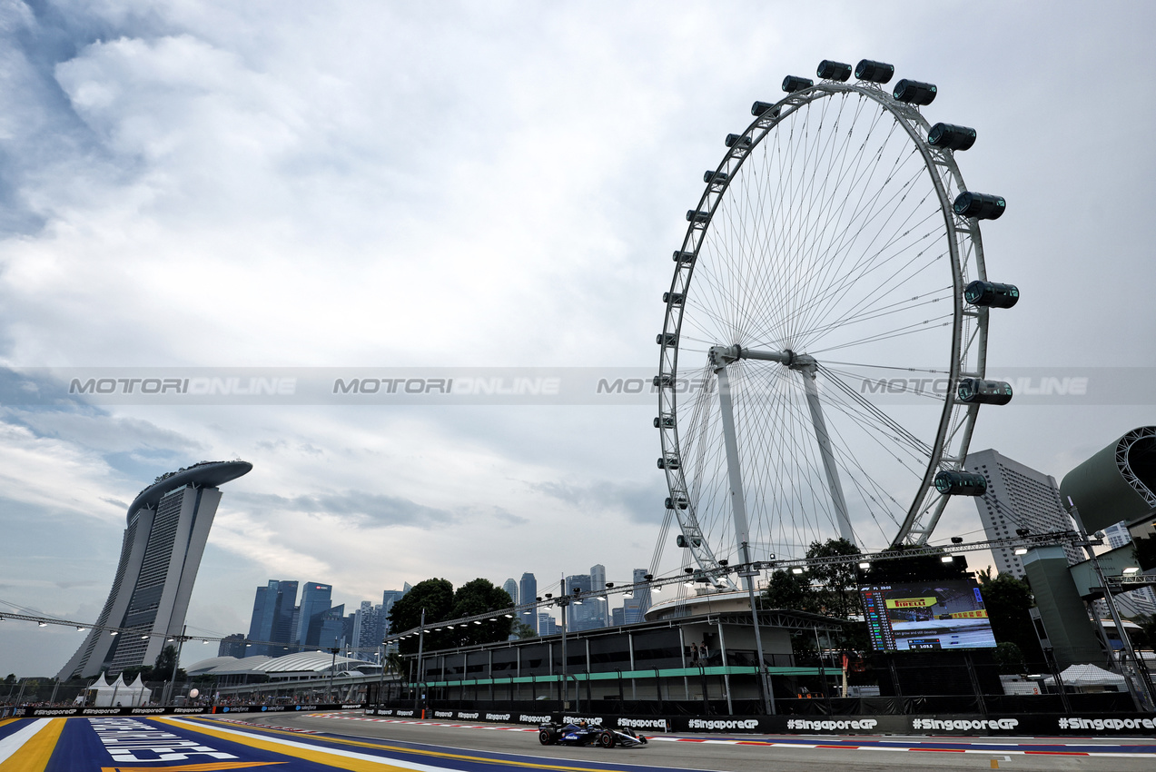 GP SINGAPORE, Alexander Albon (THA) Williams Racing FW46.

20.09.2024. Formula 1 World Championship, Rd 18, Singapore Grand Prix, Marina Bay Street Circuit, Singapore, Practice Day.

- www.xpbimages.com, EMail: requests@xpbimages.com © Copyright: Moy / XPB Images