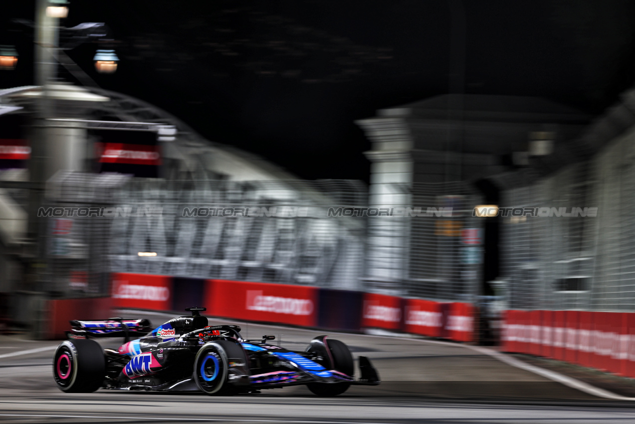 GP SINGAPORE, Esteban Ocon (FRA) Alpine F1 Team A524.

20.09.2024. Formula 1 World Championship, Rd 18, Singapore Grand Prix, Marina Bay Street Circuit, Singapore, Practice Day.

 - www.xpbimages.com, EMail: requests@xpbimages.com © Copyright: Coates / XPB Images