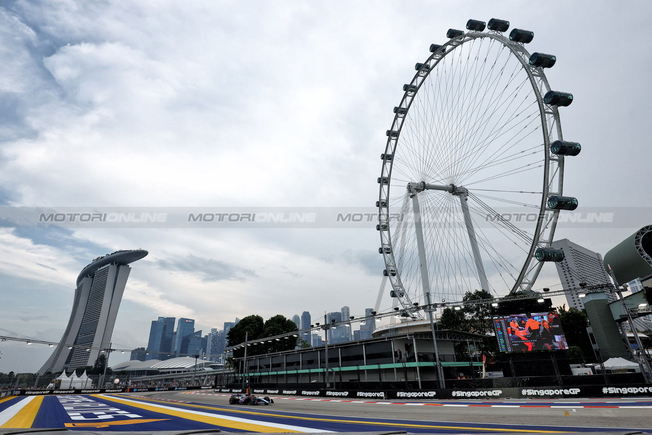 GP SINGAPORE, Esteban Ocon (FRA) Alpine F1 Team A524.

20.09.2024. Formula 1 World Championship, Rd 18, Singapore Grand Prix, Marina Bay Street Circuit, Singapore, Practice Day.

- www.xpbimages.com, EMail: requests@xpbimages.com © Copyright: Moy / XPB Images