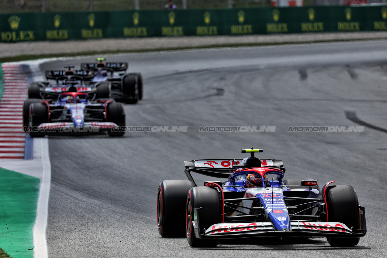 GP SPAGNA, Yuki Tsunoda (JPN) RB VCARB 01.

23.06.2024. Formula 1 World Championship, Rd 10, Spanish Grand Prix, Barcelona, Spain, Gara Day.

- www.xpbimages.com, EMail: requests@xpbimages.com © Copyright: Batchelor / XPB Images