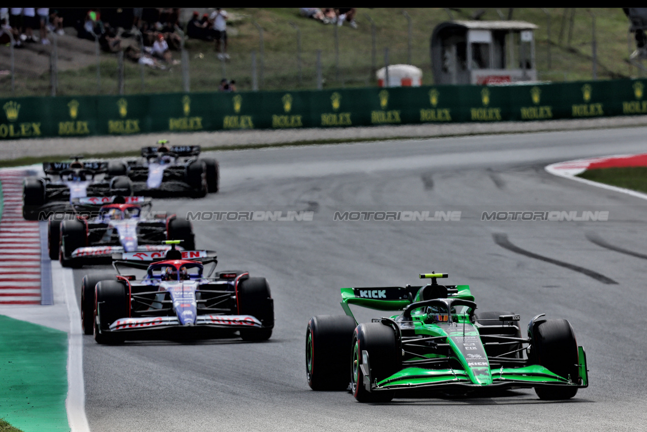 GP SPAGNA, Zhou Guanyu (CHN) Sauber C44.

23.06.2024. Formula 1 World Championship, Rd 10, Spanish Grand Prix, Barcelona, Spain, Gara Day.

- www.xpbimages.com, EMail: requests@xpbimages.com © Copyright: Batchelor / XPB Images