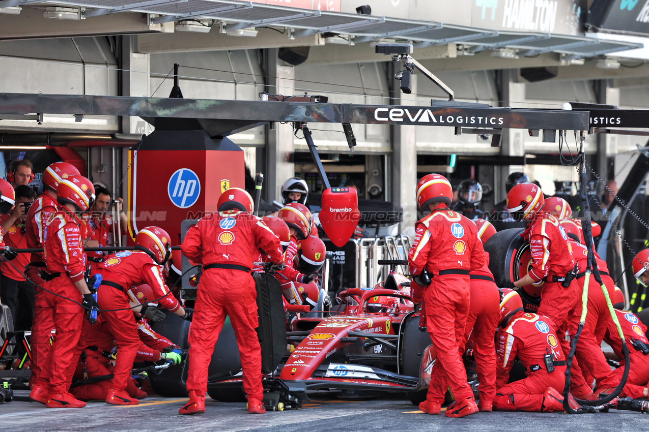 GP SPAGNA, Charles Leclerc (MON) Ferrari SF-24 makes a pit stop.

23.06.2024. Formula 1 World Championship, Rd 10, Spanish Grand Prix, Barcelona, Spain, Gara Day.

- www.xpbimages.com, EMail: requests@xpbimages.com © Copyright: Batchelor / XPB Images