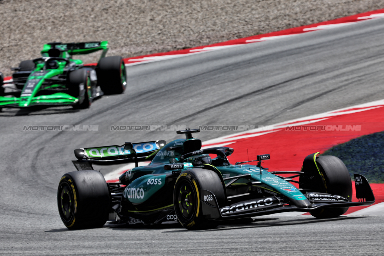 GP SPAGNA, Lance Stroll (CDN) Aston Martin F1 Team AMR24.

23.06.2024. Formula 1 World Championship, Rd 10, Spanish Grand Prix, Barcelona, Spain, Gara Day.

- www.xpbimages.com, EMail: requests@xpbimages.com © Copyright: Batchelor / XPB Images