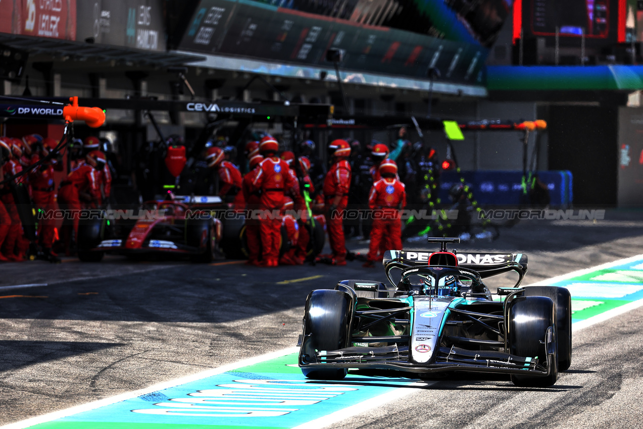 GP SPAGNA, George Russell (GBR) Mercedes AMG F1 W15 leaves the pits.

23.06.2024. Formula 1 World Championship, Rd 10, Spanish Grand Prix, Barcelona, Spain, Gara Day.

- www.xpbimages.com, EMail: requests@xpbimages.com © Copyright: Batchelor / XPB Images