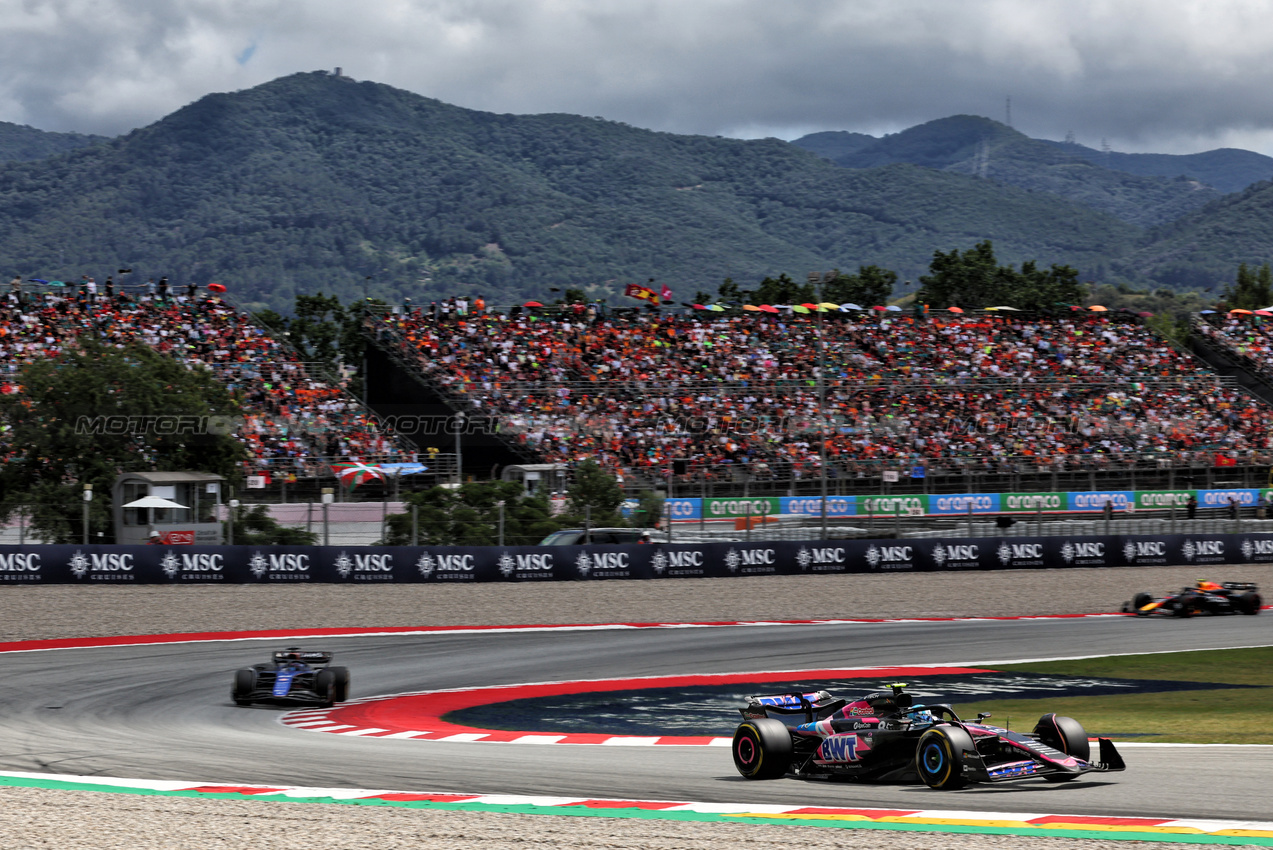 GP SPAGNA, Pierre Gasly (FRA) Alpine F1 Team A524.

23.06.2024. Formula 1 World Championship, Rd 10, Spanish Grand Prix, Barcelona, Spain, Gara Day.

- www.xpbimages.com, EMail: requests@xpbimages.com © Copyright: Batchelor / XPB Images