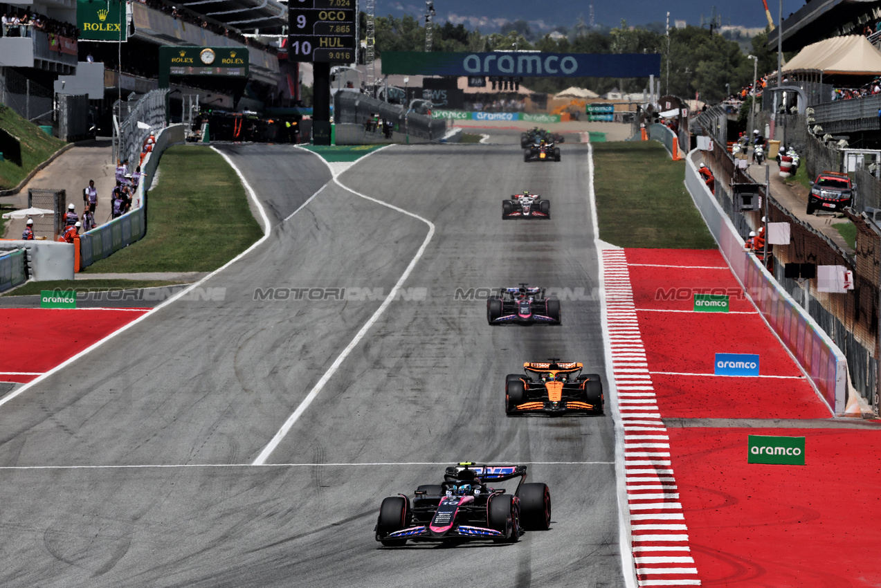 GP SPAGNA, Pierre Gasly (FRA) Alpine F1 Team A524.

23.06.2024. Formula 1 World Championship, Rd 10, Spanish Grand Prix, Barcelona, Spain, Gara Day.

- www.xpbimages.com, EMail: requests@xpbimages.com © Copyright: Moy / XPB Images