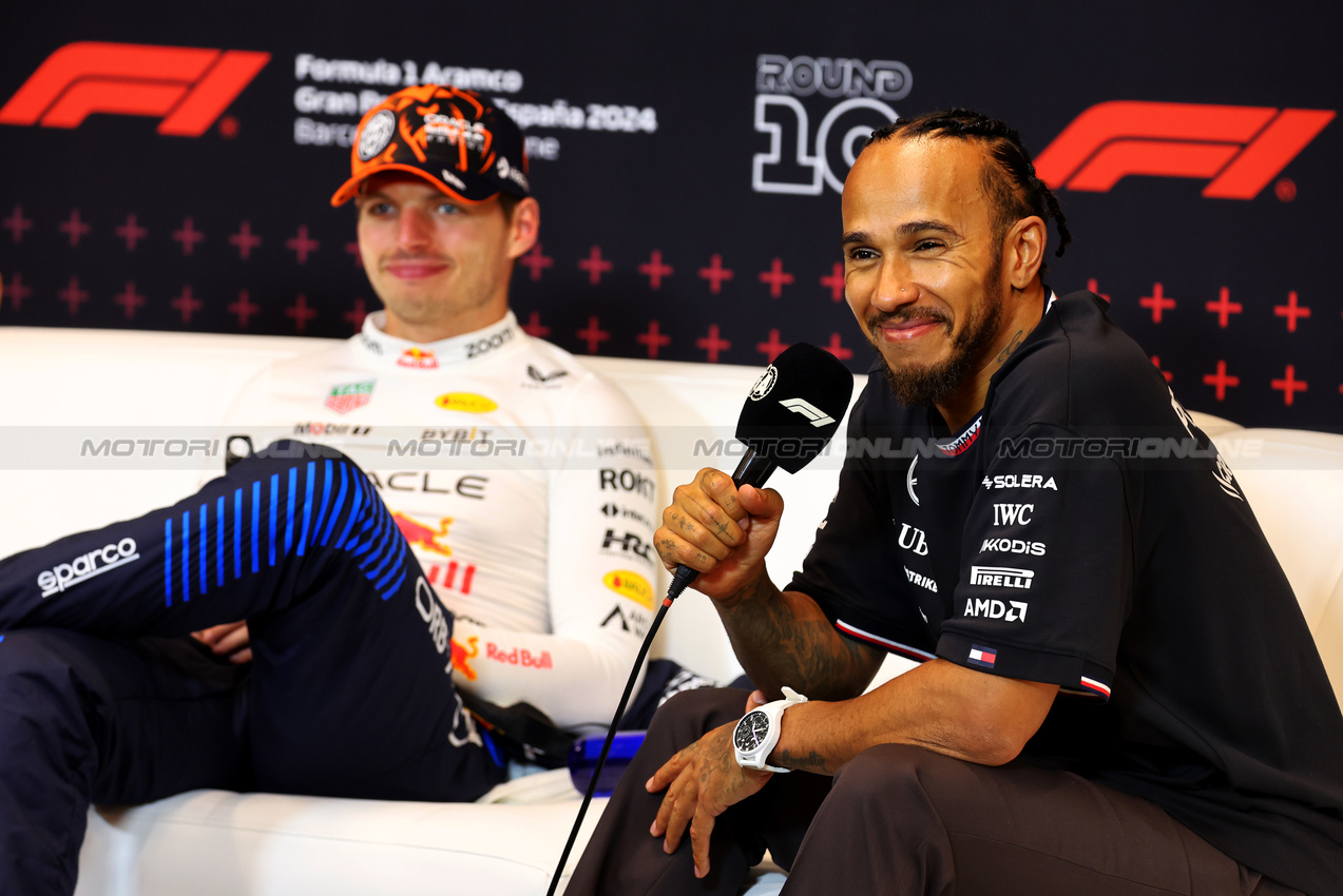 GP SPAGNA, Lewis Hamilton (GBR) Mercedes AMG F1 in the post race FIA Press Conference.

23.06.2024. Formula 1 World Championship, Rd 10, Spanish Grand Prix, Barcelona, Spain, Gara Day.

- www.xpbimages.com, EMail: requests@xpbimages.com © Copyright: Batchelor / XPB Images