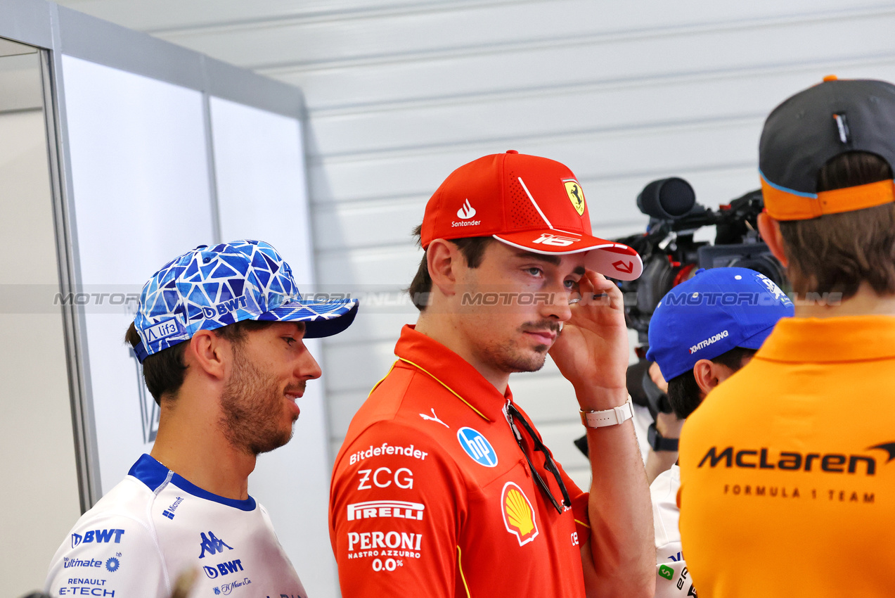 GP SPAGNA, Pierre Gasly (FRA) Alpine F1 Team e Charles Leclerc (MON) Ferrari on the drivers' parade.

23.06.2024. Formula 1 World Championship, Rd 10, Spanish Grand Prix, Barcelona, Spain, Gara Day.

- www.xpbimages.com, EMail: requests@xpbimages.com © Copyright: Batchelor / XPB Images