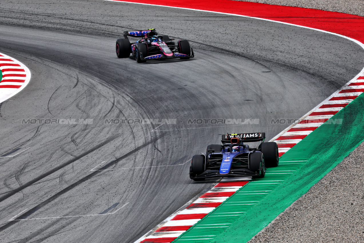 GP SPAGNA, Logan Sargeant (USA) Williams Racing FW46.

23.06.2024. Formula 1 World Championship, Rd 10, Spanish Grand Prix, Barcelona, Spain, Gara Day.

 - www.xpbimages.com, EMail: requests@xpbimages.com © Copyright: Coates / XPB Images