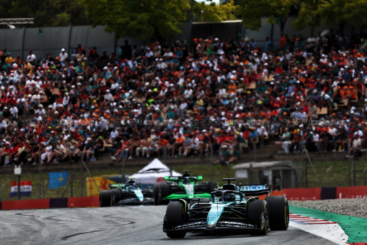 GP SPAGNA, Lance Stroll (CDN) Aston Martin F1 Team AMR24.

23.06.2024. Formula 1 World Championship, Rd 10, Spanish Grand Prix, Barcelona, Spain, Gara Day.

 - www.xpbimages.com, EMail: requests@xpbimages.com © Copyright: Coates / XPB Images