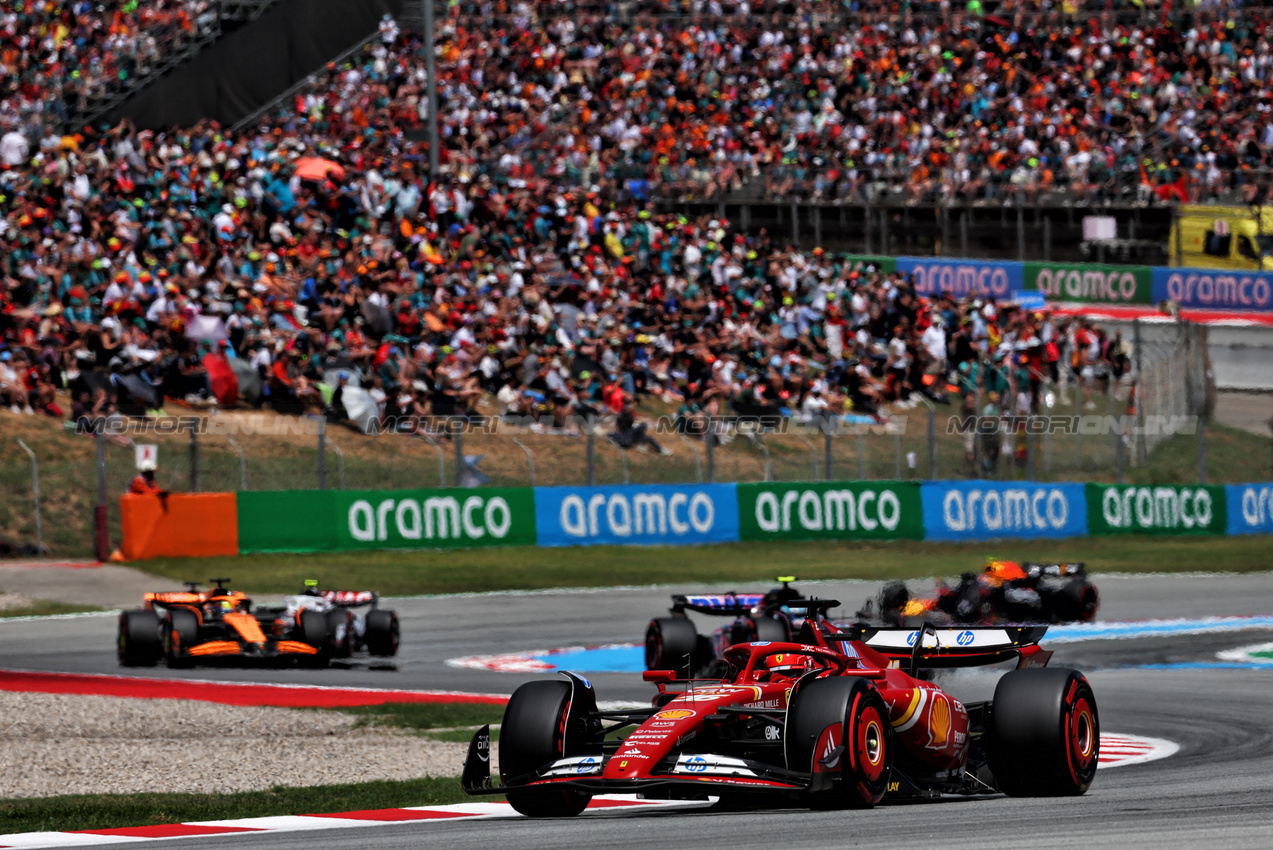 GP SPAGNA, Charles Leclerc (MON) Ferrari SF-24.

23.06.2024. Formula 1 World Championship, Rd 10, Spanish Grand Prix, Barcelona, Spain, Gara Day.

 - www.xpbimages.com, EMail: requests@xpbimages.com © Copyright: Coates / XPB Images