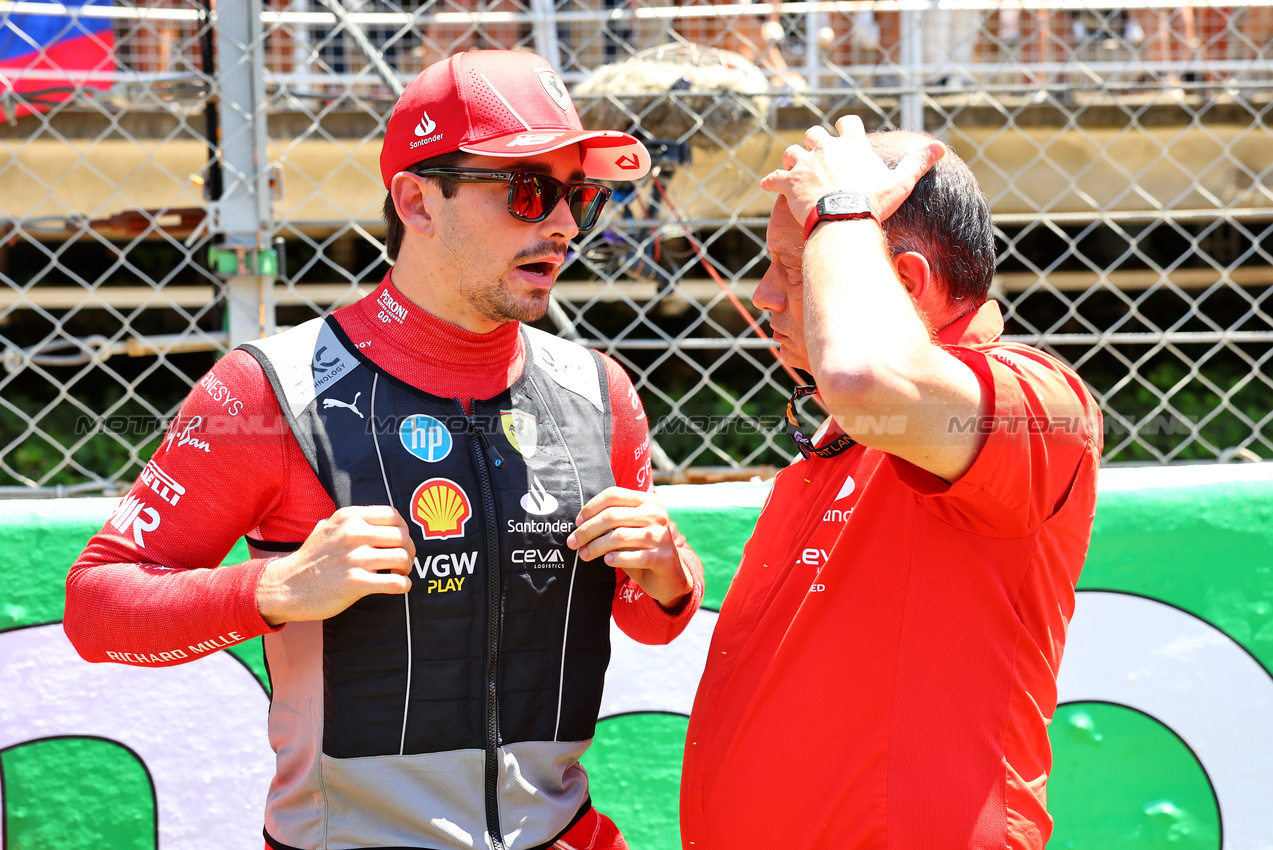 GP SPAGNA, Charles Leclerc (MON) Ferrari with Frederic Vasseur (FRA) Ferrari Team Principal on the grid.

23.06.2024. Formula 1 World Championship, Rd 10, Spanish Grand Prix, Barcelona, Spain, Gara Day.

- www.xpbimages.com, EMail: requests@xpbimages.com © Copyright: Batchelor / XPB Images