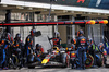 GP SPAGNA, Max Verstappen (NLD) Red Bull Racing RB20 makes a pit stop.

23.06.2024. Formula 1 World Championship, Rd 10, Spanish Grand Prix, Barcelona, Spain, Gara Day.

- www.xpbimages.com, EMail: requests@xpbimages.com © Copyright: Batchelor / XPB Images