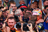 GP SPAGNA, Gara winner Max Verstappen (NLD) Red Bull Racing celebrates with the team in parc ferme.

23.06.2024. Formula 1 World Championship, Rd 10, Spanish Grand Prix, Barcelona, Spain, Gara Day.

- www.xpbimages.com, EMail: requests@xpbimages.com © Copyright: Batchelor / XPB Images