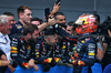 GP SPAGNA, Gara winner Max Verstappen (NLD) Red Bull Racing celebrates with the team in parc ferme.

23.06.2024. Formula 1 World Championship, Rd 10, Spanish Grand Prix, Barcelona, Spain, Gara Day.

- www.xpbimages.com, EMail: requests@xpbimages.com © Copyright: Moy / XPB Images