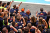 GP SPAGNA, Gara winner Max Verstappen (NLD) Red Bull Racing celebrates with the team.

23.06.2024. Formula 1 World Championship, Rd 10, Spanish Grand Prix, Barcelona, Spain, Gara Day.

 - www.xpbimages.com, EMail: requests@xpbimages.com © Copyright: Coates / XPB Images