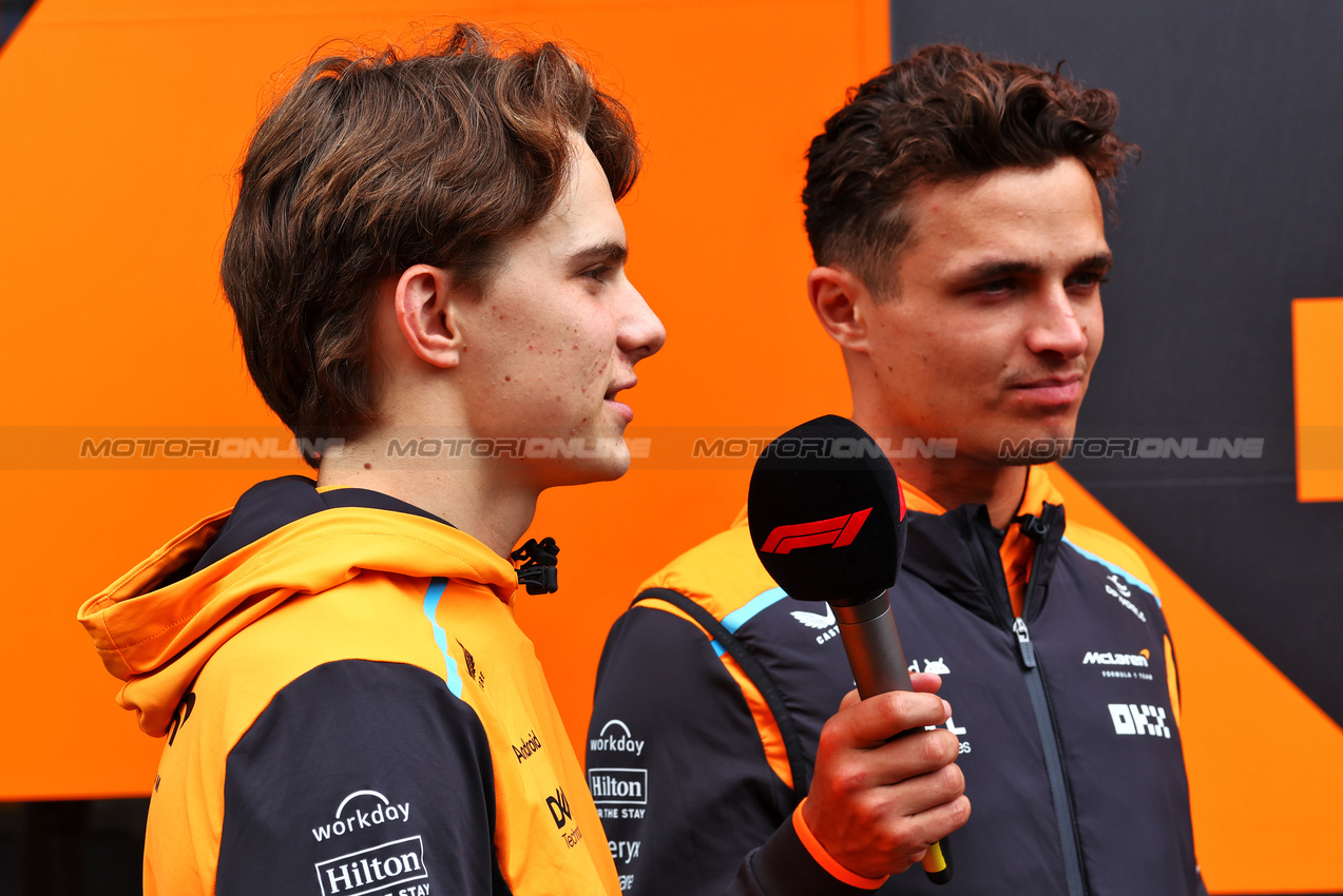 GP SPAGNA, (L to R): Oscar Piastri (AUS) McLaren with team mate Lando Norris (GBR) McLaren.

20.06.2024. Formula 1 World Championship, Rd 10, Spanish Grand Prix, Barcelona, Spain, Preparation Day.

 - www.xpbimages.com, EMail: requests@xpbimages.com © Copyright: Coates / XPB Images