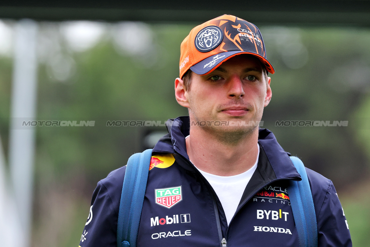 GP SPAGNA, Max Verstappen (NLD) Red Bull Racing.

20.06.2024. Formula 1 World Championship, Rd 10, Spanish Grand Prix, Barcelona, Spain, Preparation Day.

- www.xpbimages.com, EMail: requests@xpbimages.com © Copyright: Rew / XPB Images