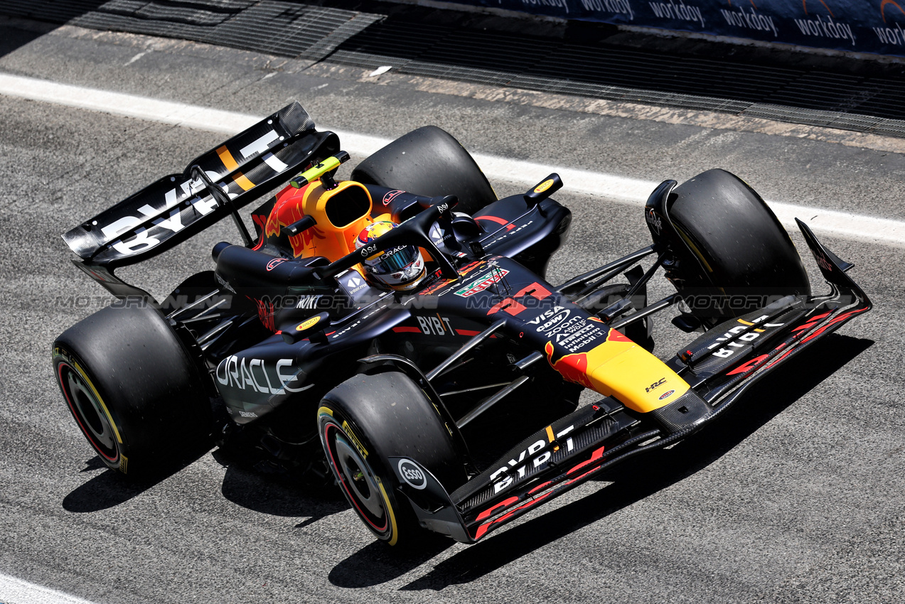 GP SPAGNA, Sergio Perez (MEX) Red Bull Racing RB20.

22.06.2024. Formula 1 World Championship, Rd 10, Spanish Grand Prix, Barcelona, Spain, Qualifiche Day.

- www.xpbimages.com, EMail: requests@xpbimages.com © Copyright: Moy / XPB Images