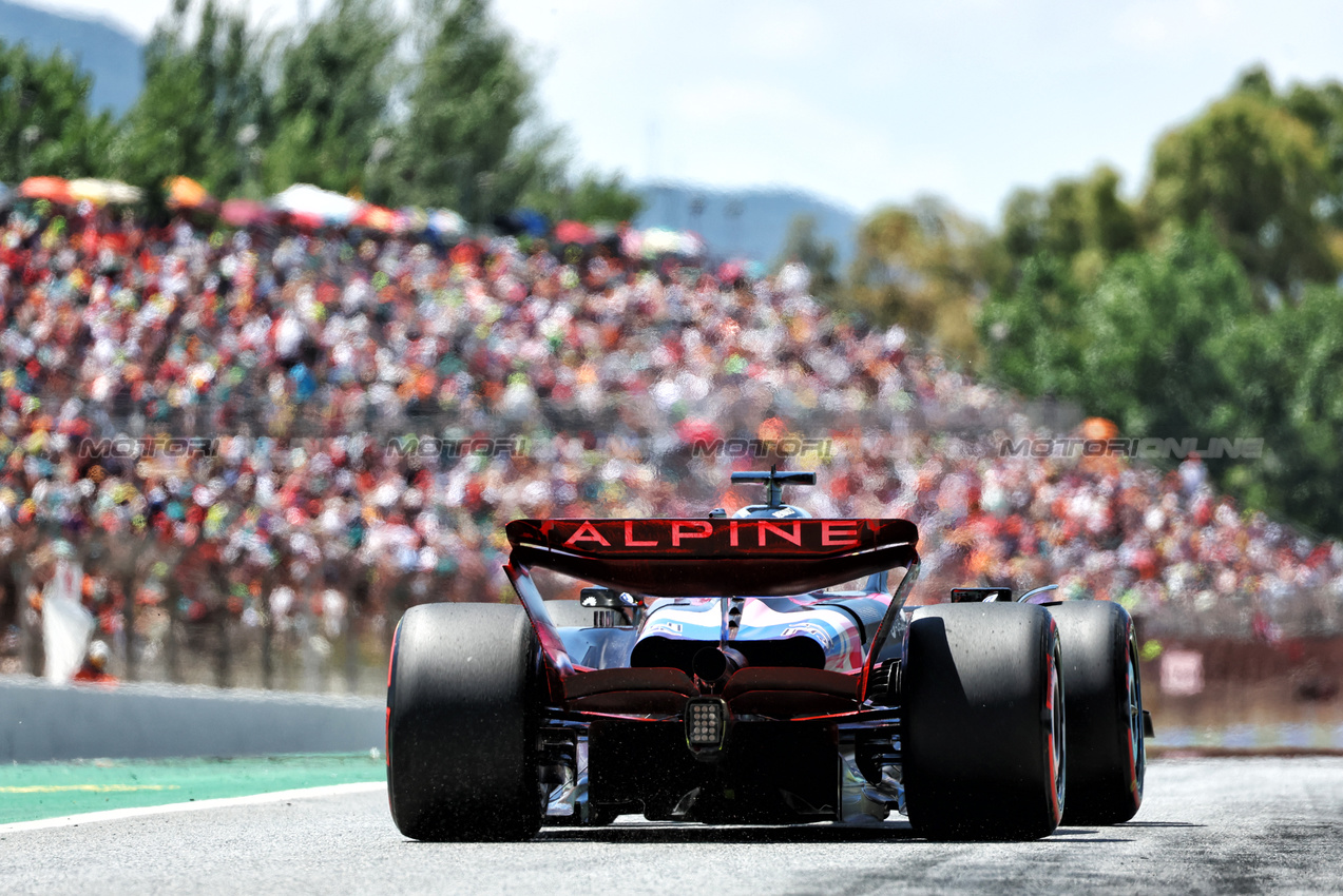 GP SPAGNA, Esteban Ocon (FRA) Alpine F1 Team A524.

22.06.2024. Formula 1 World Championship, Rd 10, Spanish Grand Prix, Barcelona, Spain, Qualifiche Day.

 - www.xpbimages.com, EMail: requests@xpbimages.com © Copyright: Coates / XPB Images