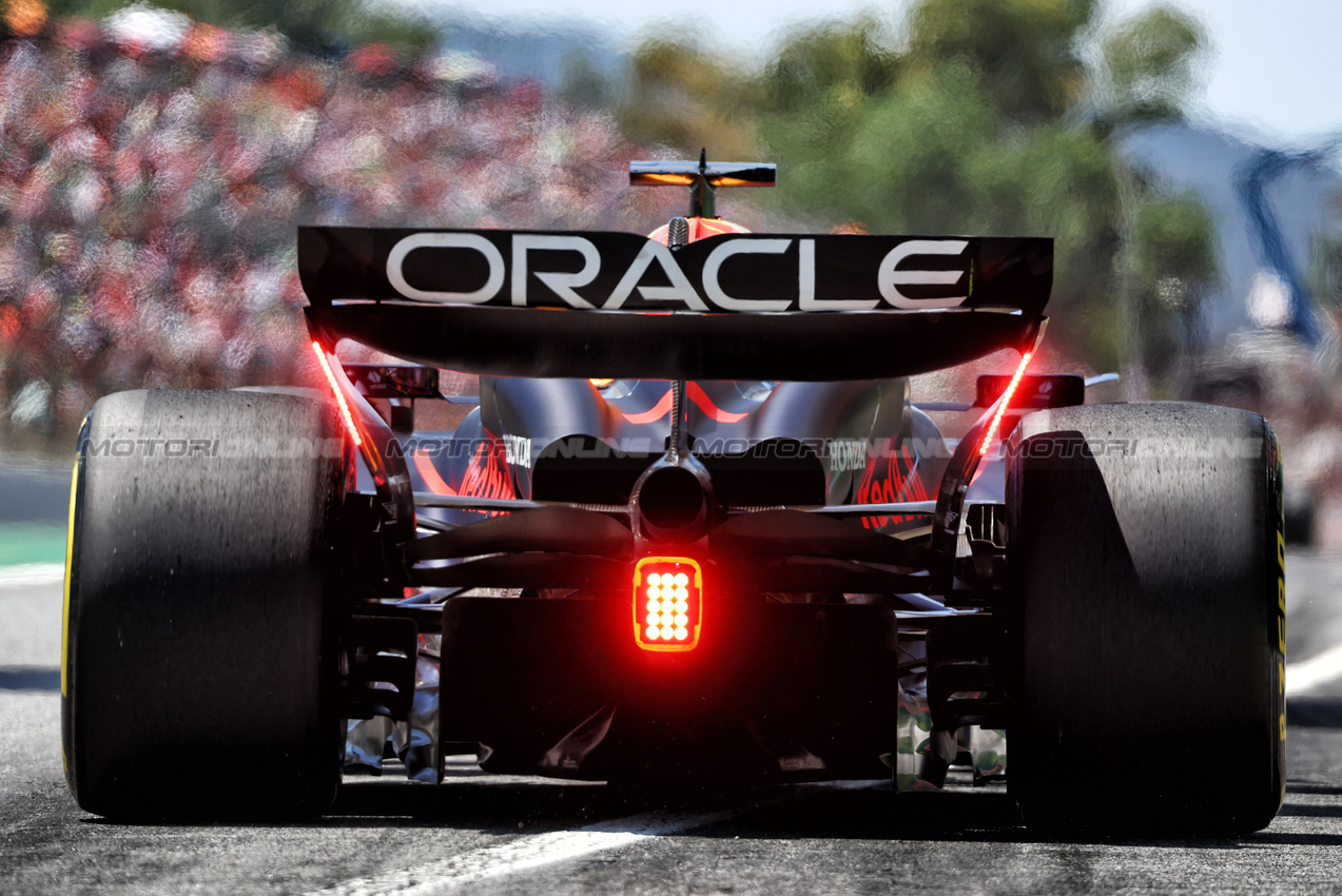 GP SPAGNA, Max Verstappen (NLD) Red Bull Racing RB20.

22.06.2024. Formula 1 World Championship, Rd 10, Spanish Grand Prix, Barcelona, Spain, Qualifiche Day.

 - www.xpbimages.com, EMail: requests@xpbimages.com © Copyright: Coates / XPB Images