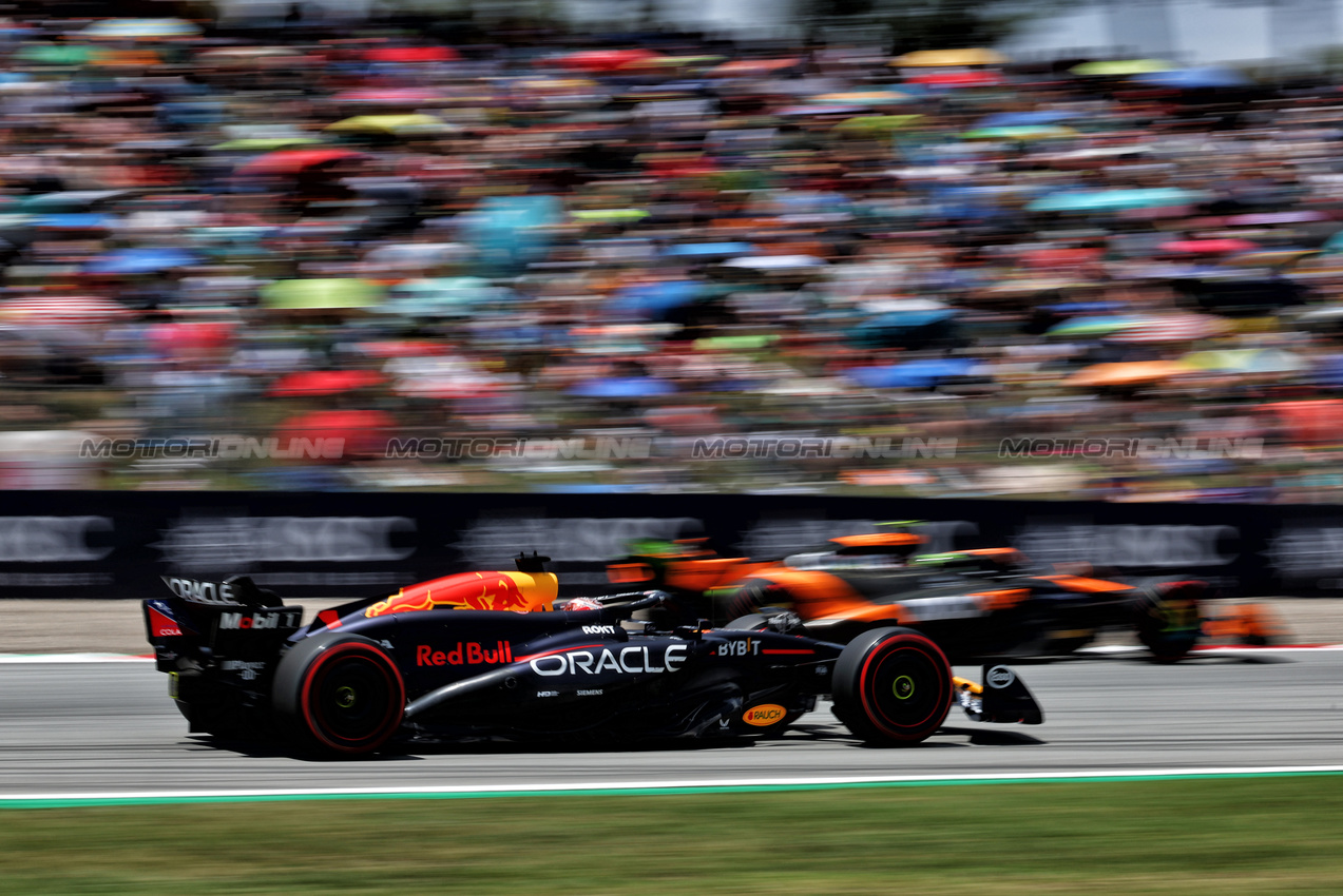 GP SPAGNA, Max Verstappen (NLD) Red Bull Racing RB20.

22.06.2024. Formula 1 World Championship, Rd 10, Spanish Grand Prix, Barcelona, Spain, Qualifiche Day.

 - www.xpbimages.com, EMail: requests@xpbimages.com © Copyright: Coates / XPB Images