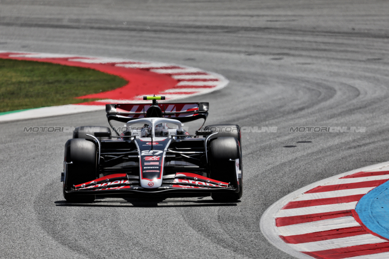 GP SPAGNA, Nico Hulkenberg (GER) Haas VF-24.

22.06.2024. Formula 1 World Championship, Rd 10, Spanish Grand Prix, Barcelona, Spain, Qualifiche Day.

- www.xpbimages.com, EMail: requests@xpbimages.com © Copyright: Rew / XPB Images