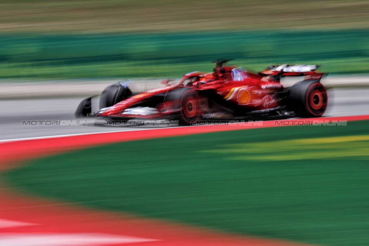 GP SPAGNA, Charles Leclerc (MON) Ferrari SF-24.

22.06.2024. Formula 1 World Championship, Rd 10, Spanish Grand Prix, Barcelona, Spain, Qualifiche Day.

- www.xpbimages.com, EMail: requests@xpbimages.com © Copyright: Rew / XPB Images