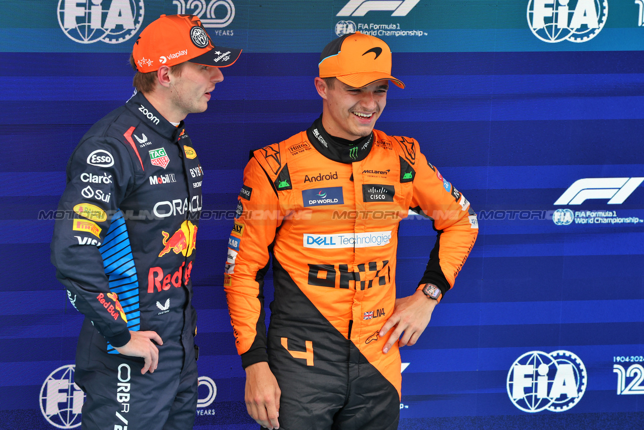 GP SPAGNA, (L to R): Second placed Max Verstappen (NLD) Red Bull Racing with pole sitter Lando Norris (GBR) McLaren in qualifying parc ferme.

22.06.2024. Formula 1 World Championship, Rd 10, Spanish Grand Prix, Barcelona, Spain, Qualifiche Day.

- www.xpbimages.com, EMail: requests@xpbimages.com © Copyright: Moy / XPB Images