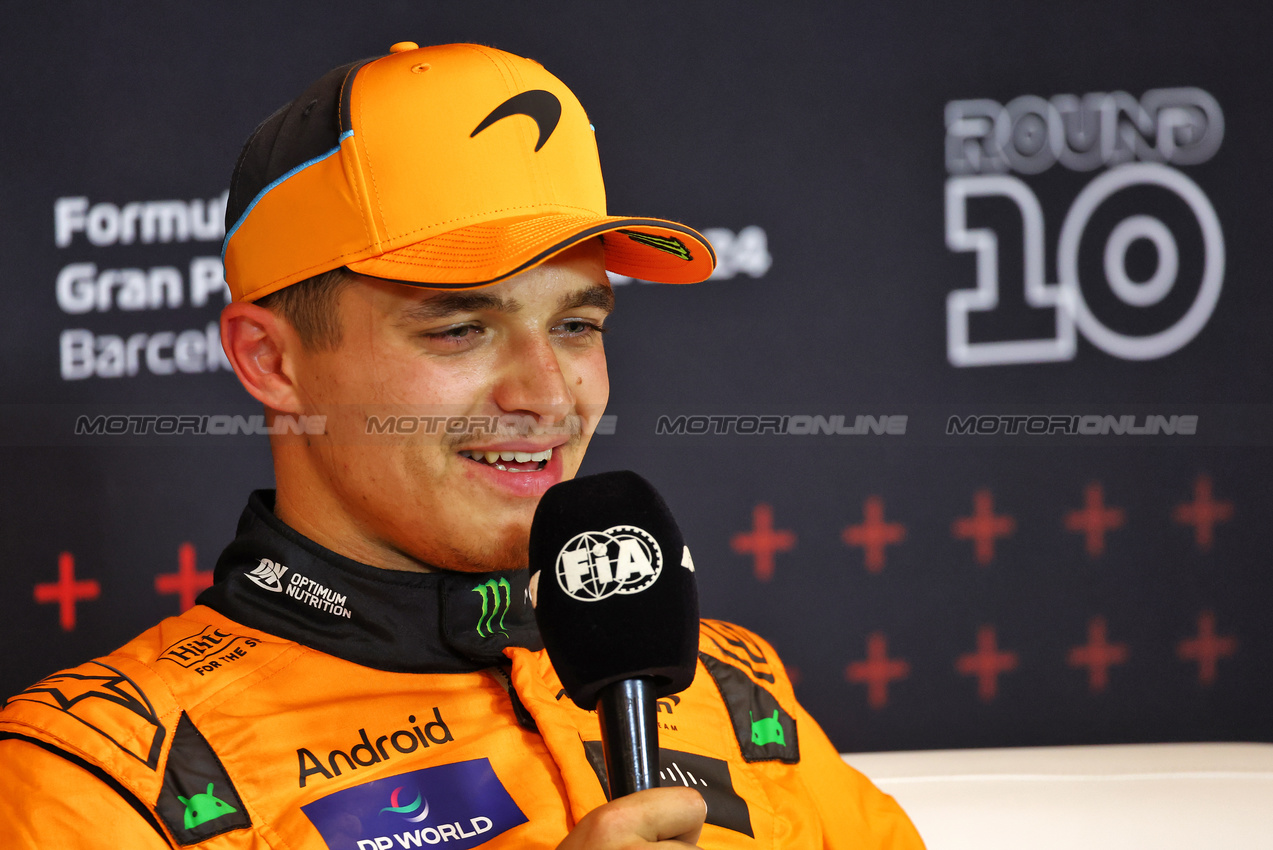 GP SPAGNA, Lando Norris (GBR) McLaren in the post qualifying FIA Press Conference.

22.06.2024. Formula 1 World Championship, Rd 10, Spanish Grand Prix, Barcelona, Spain, Qualifiche Day.

- www.xpbimages.com, EMail: requests@xpbimages.com © Copyright: Batchelor / XPB Images