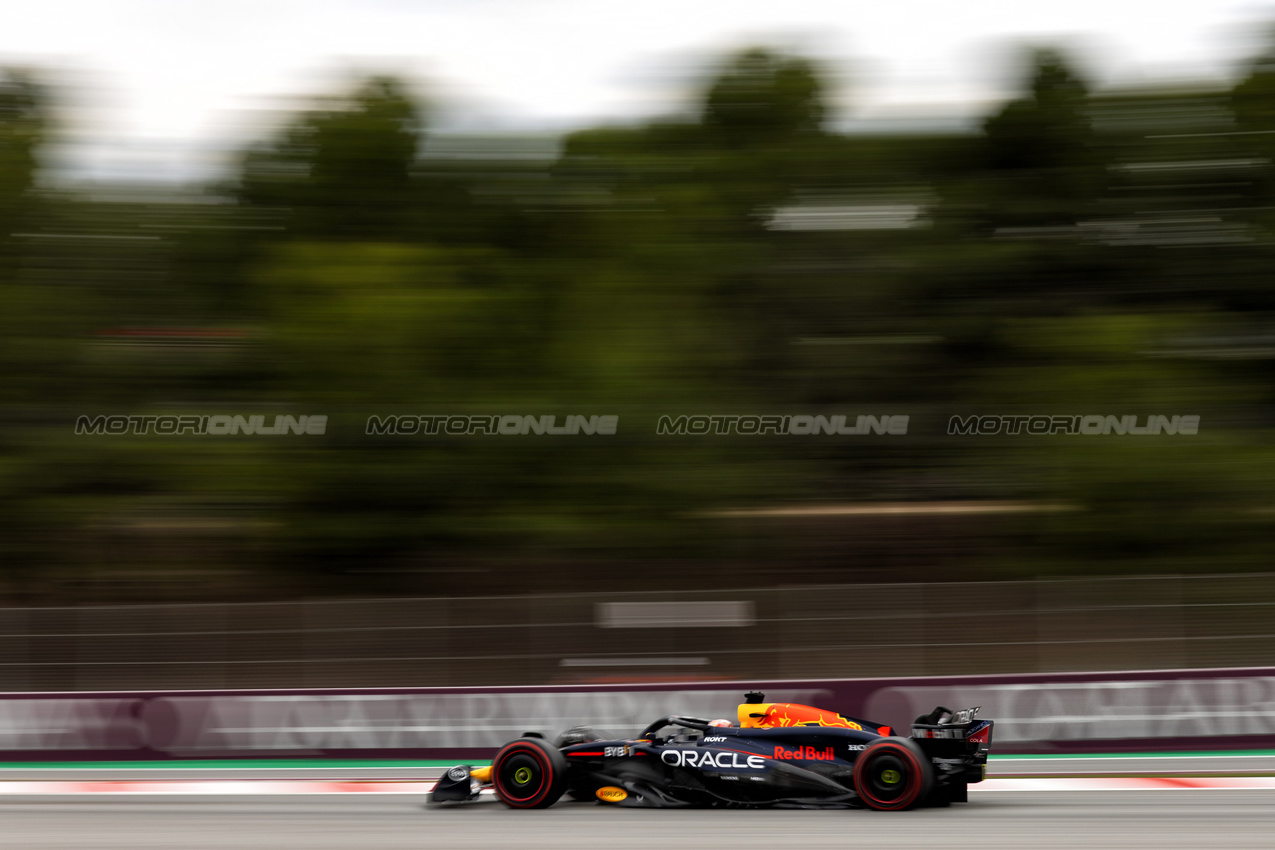 GP SPAGNA, Max Verstappen (NLD) Red Bull Racing RB20.

22.06.2024. Formula 1 World Championship, Rd 10, Spanish Grand Prix, Barcelona, Spain, Qualifiche Day.

- www.xpbimages.com, EMail: requests@xpbimages.com © Copyright: Rew / XPB Images